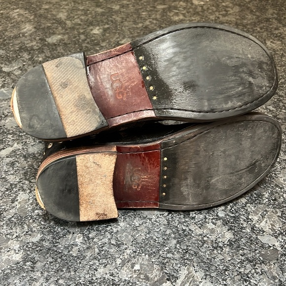 UGG Sz 9 Fabrizia Stud Boots Black Suede Goldtone Grommets Side Zip - Picture 10 of 11